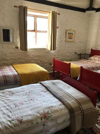 Дома для отпуска Cleggan Farm Holiday Cottages Cleggan Дом для отпуска-11